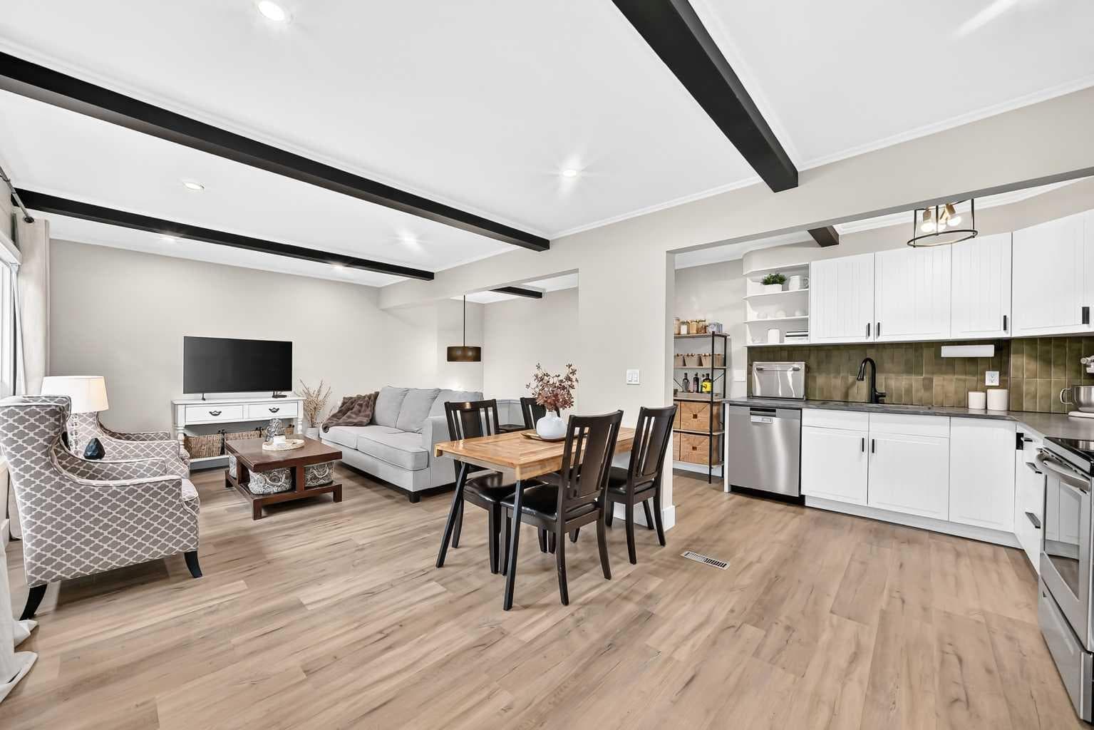 1702, 11010 Bonaventure Drive SE