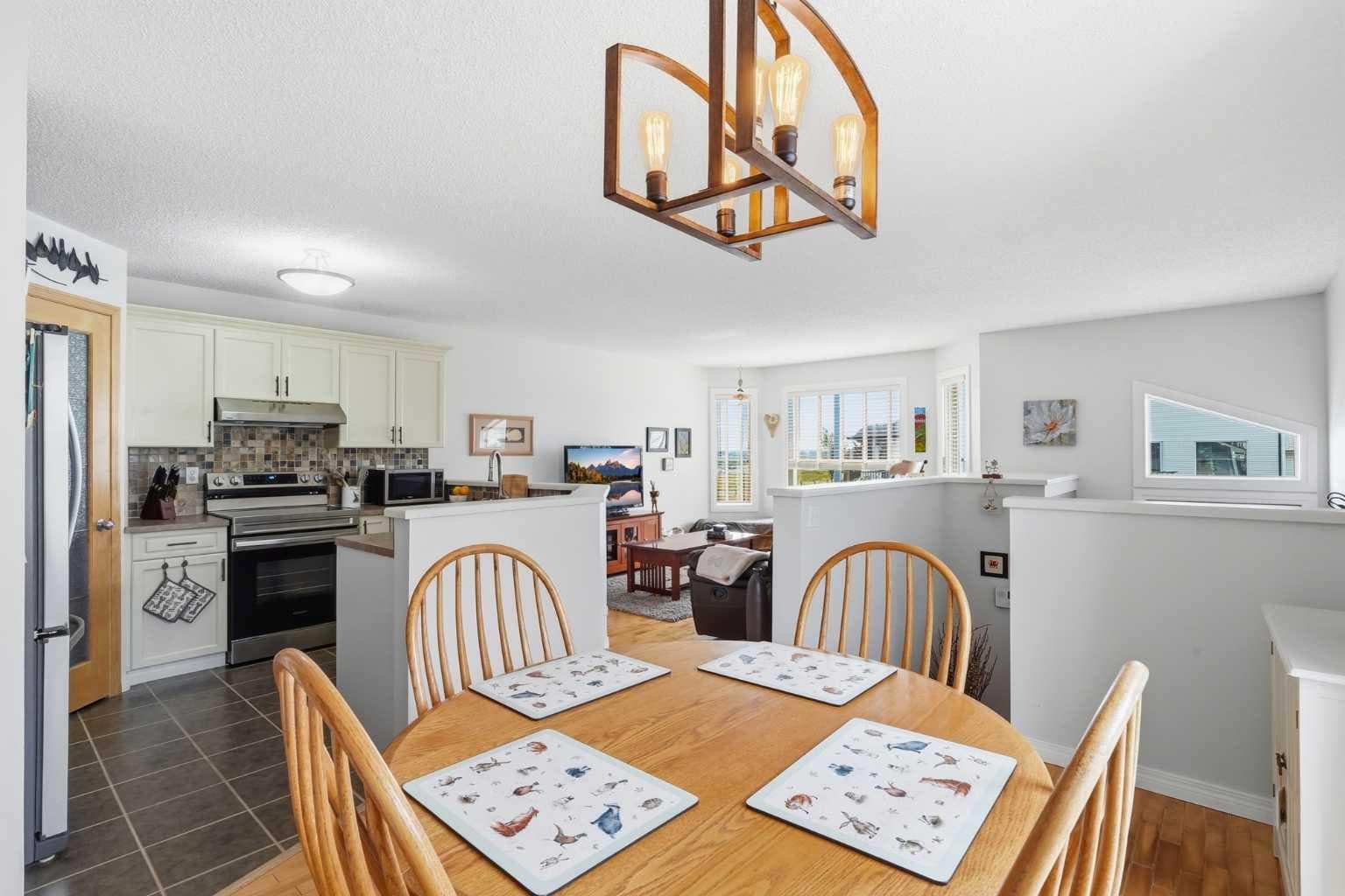 159 Applebrook Circle SE