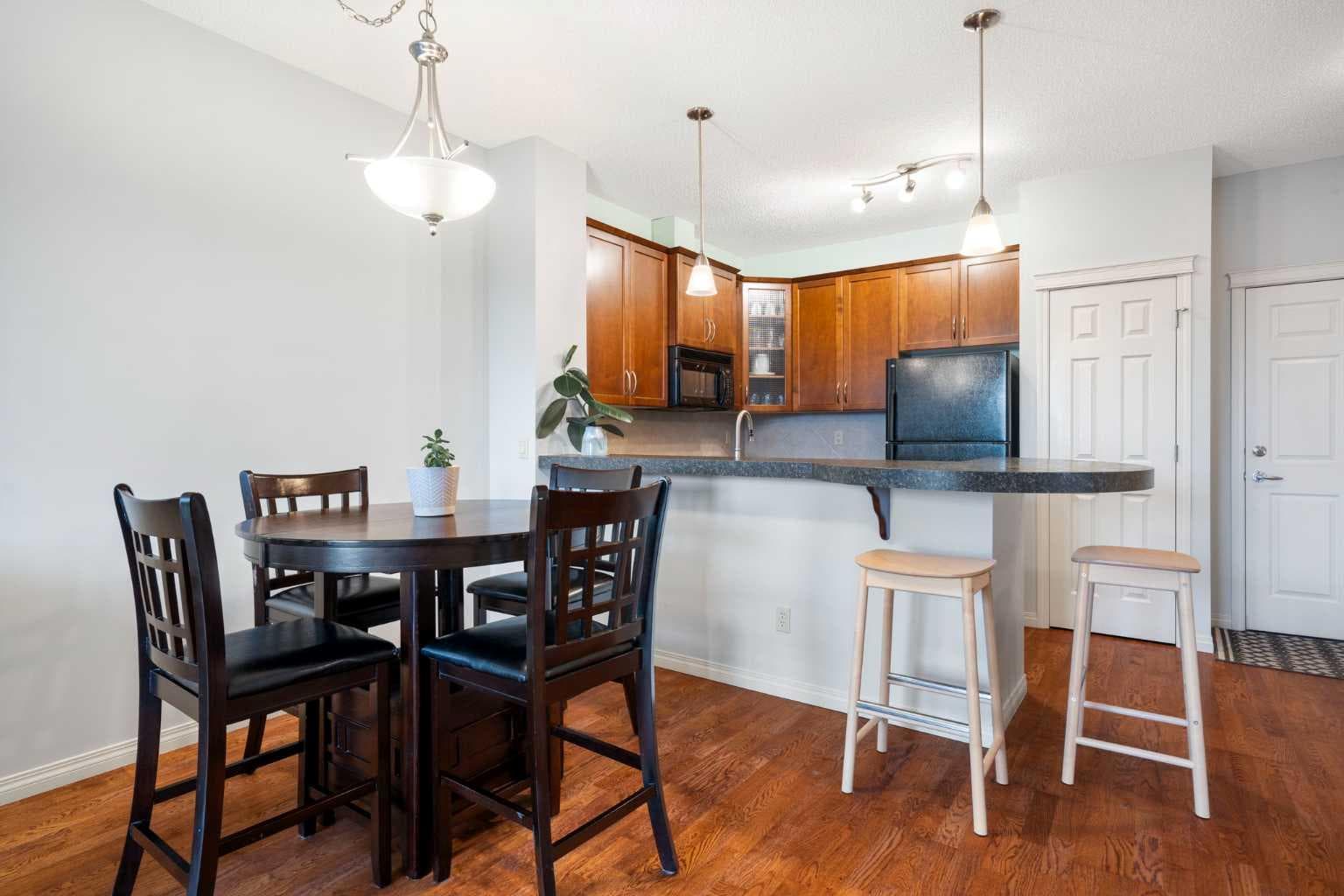 310, 25 Prestwick Drive SE