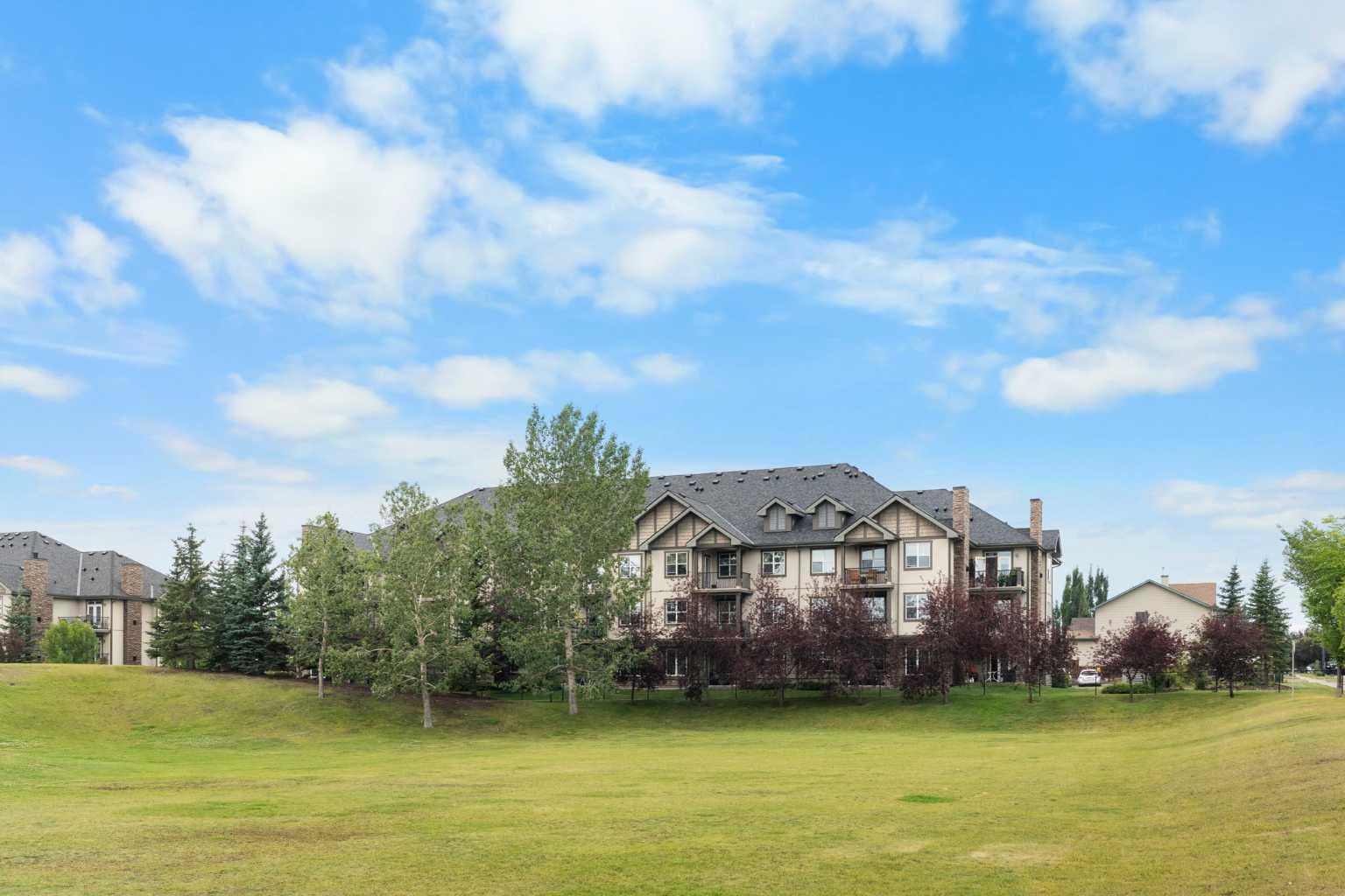 310, 25 Prestwick Drive SE