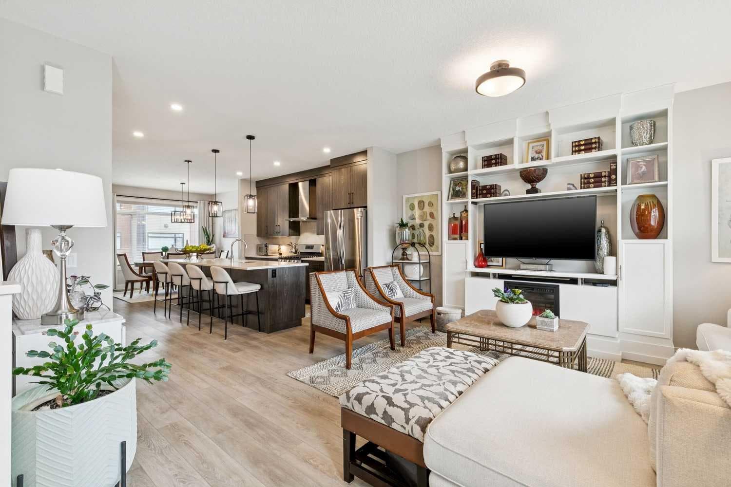 17 Royal Elm Green NW