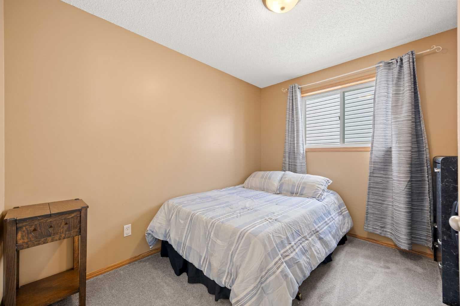 19 Covemeadow Crescent NE