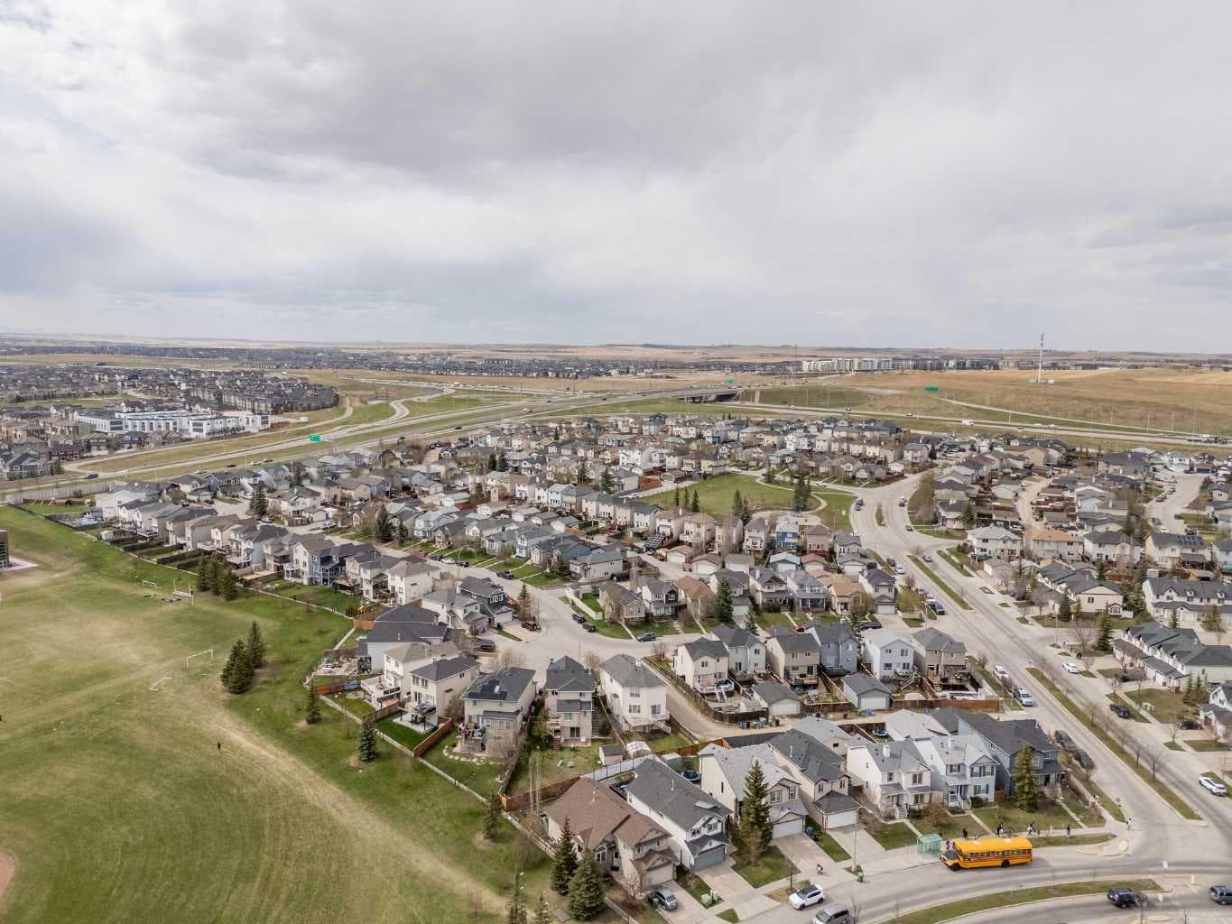19 Covemeadow Crescent NE