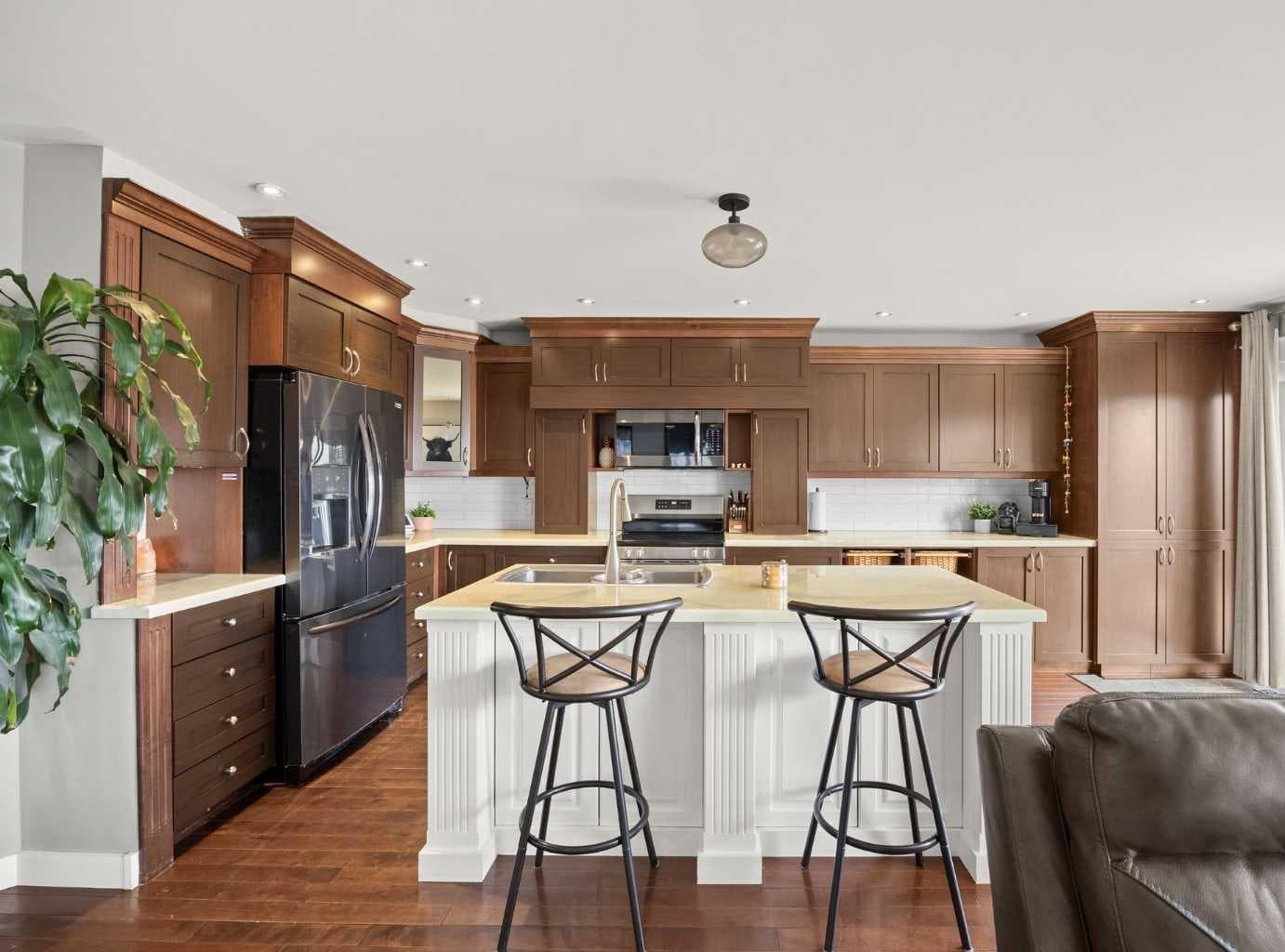 19 Covemeadow Crescent NE