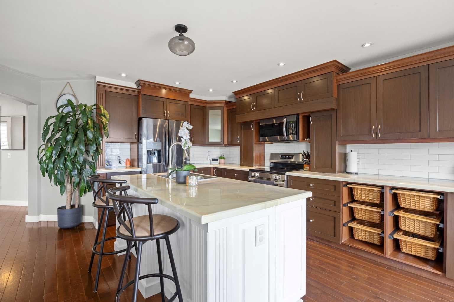19 Covemeadow Crescent NE
