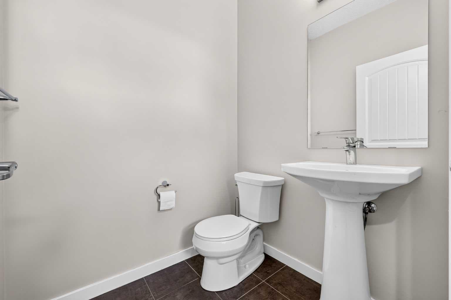 27 Red Embers Lane NE