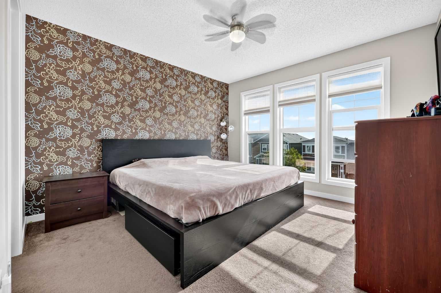 27 Red Embers Lane NE