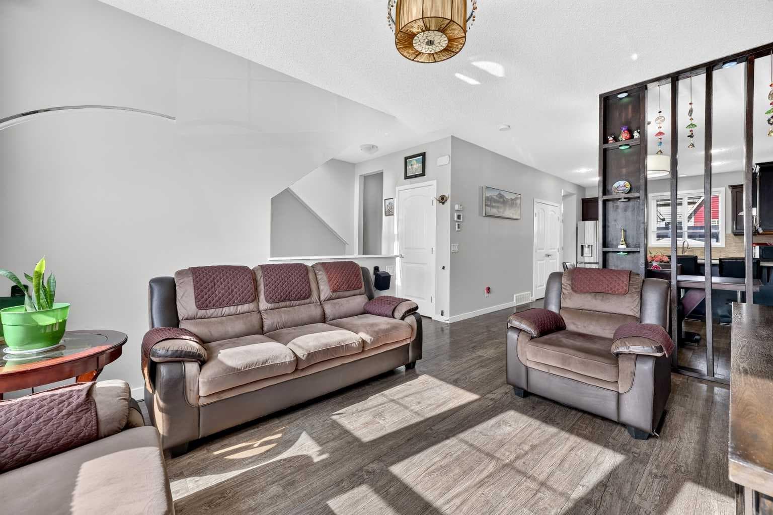 27 Red Embers Lane NE