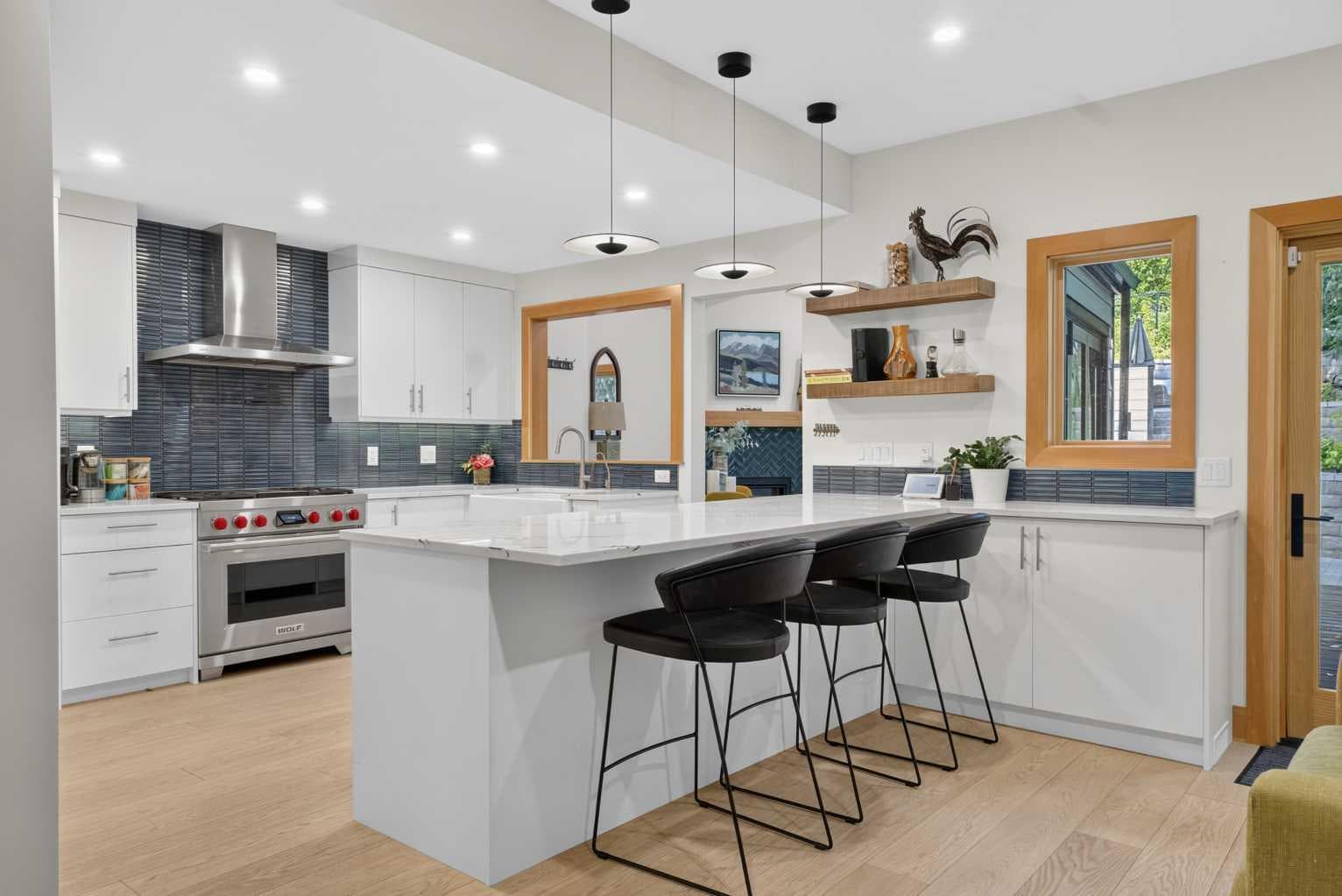124 Garden Crescent SW