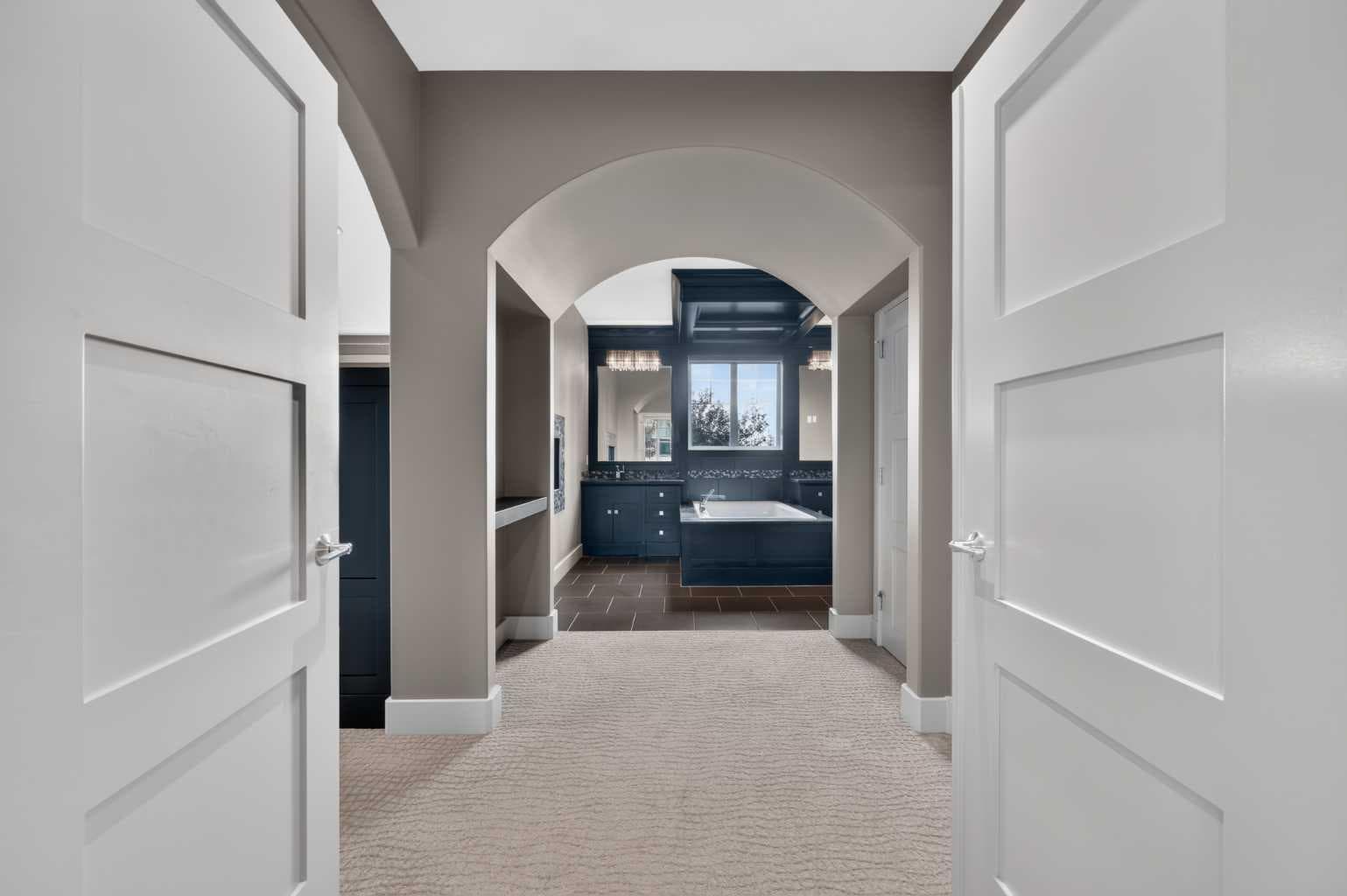 4 Aspen Cliff Close SW