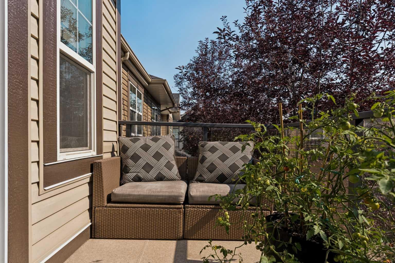 945 Mckenzie Towne Manor SE