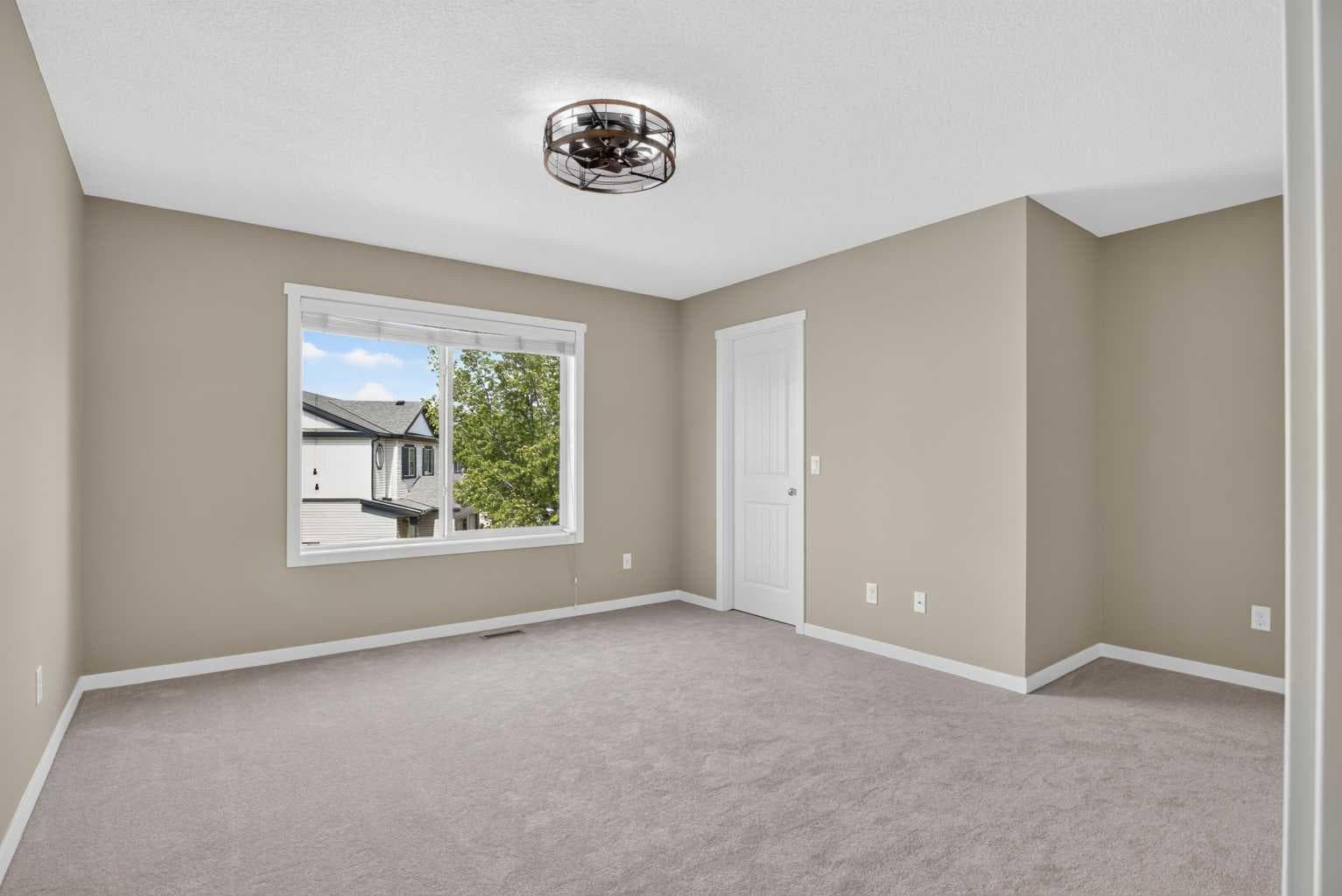 445 Copperpond Landing SE