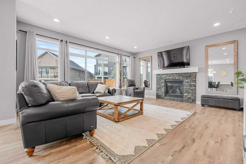 471 Canals Boulevard SW