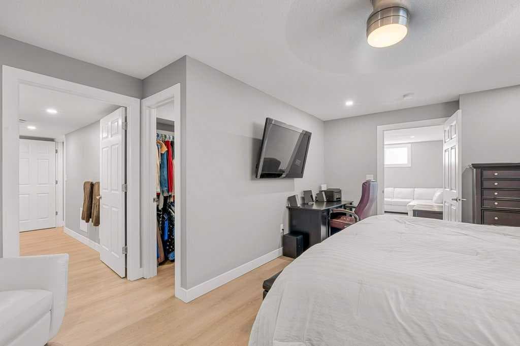471 Canals Boulevard SW