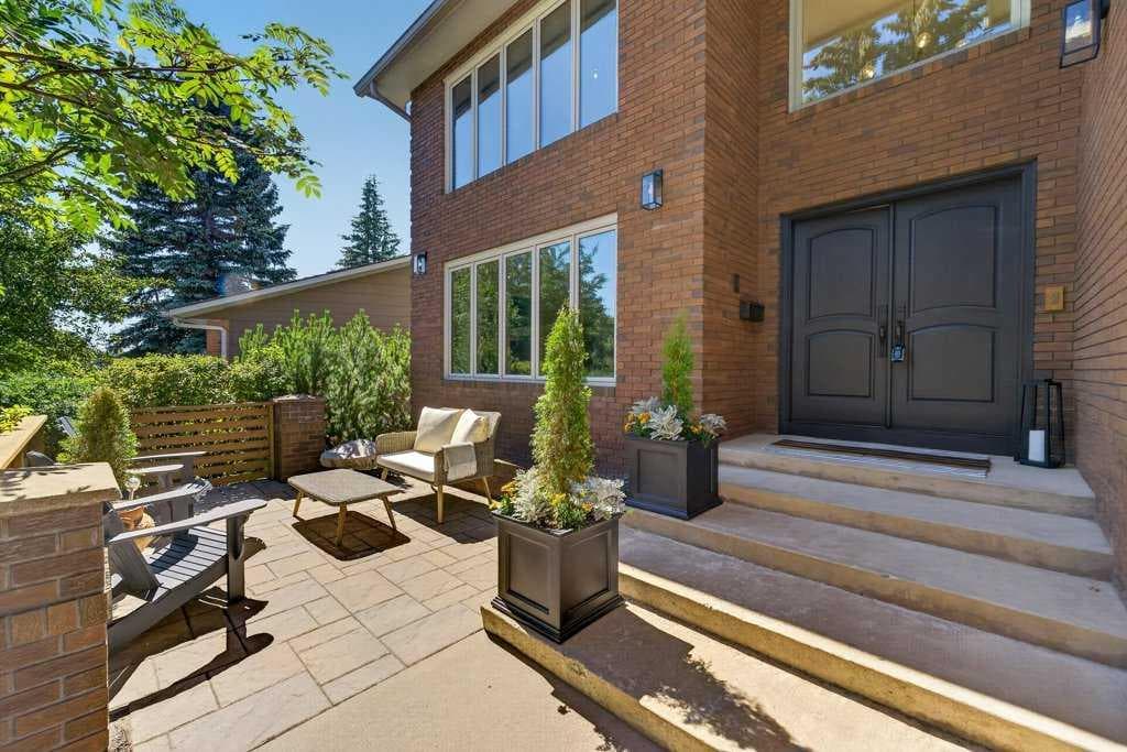15 Woodacres Way SW
