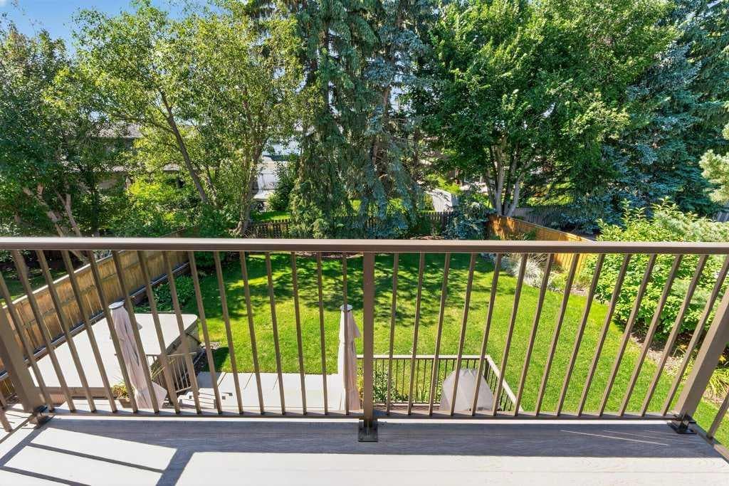 15 Woodacres Way SW