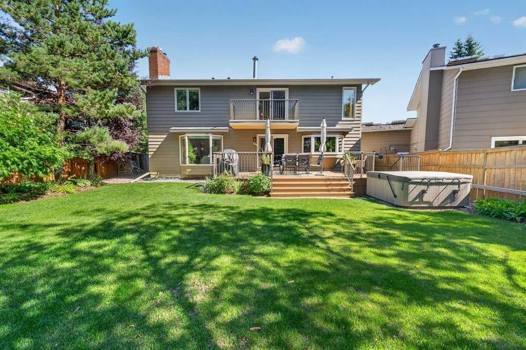15 Woodacres Way SW
