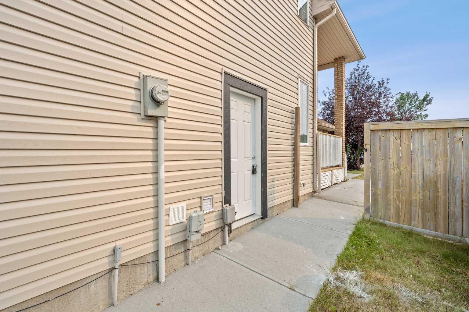187 Martinvalley Crescent NE