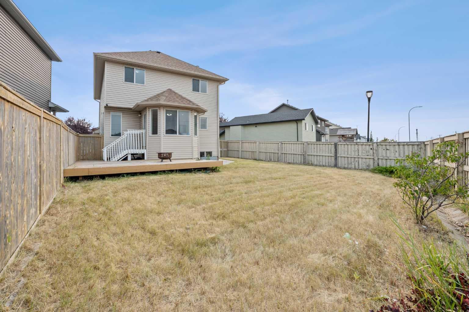 187 Martinvalley Crescent NE