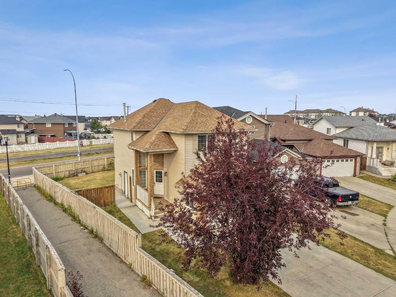 187 Martinvalley Crescent NE