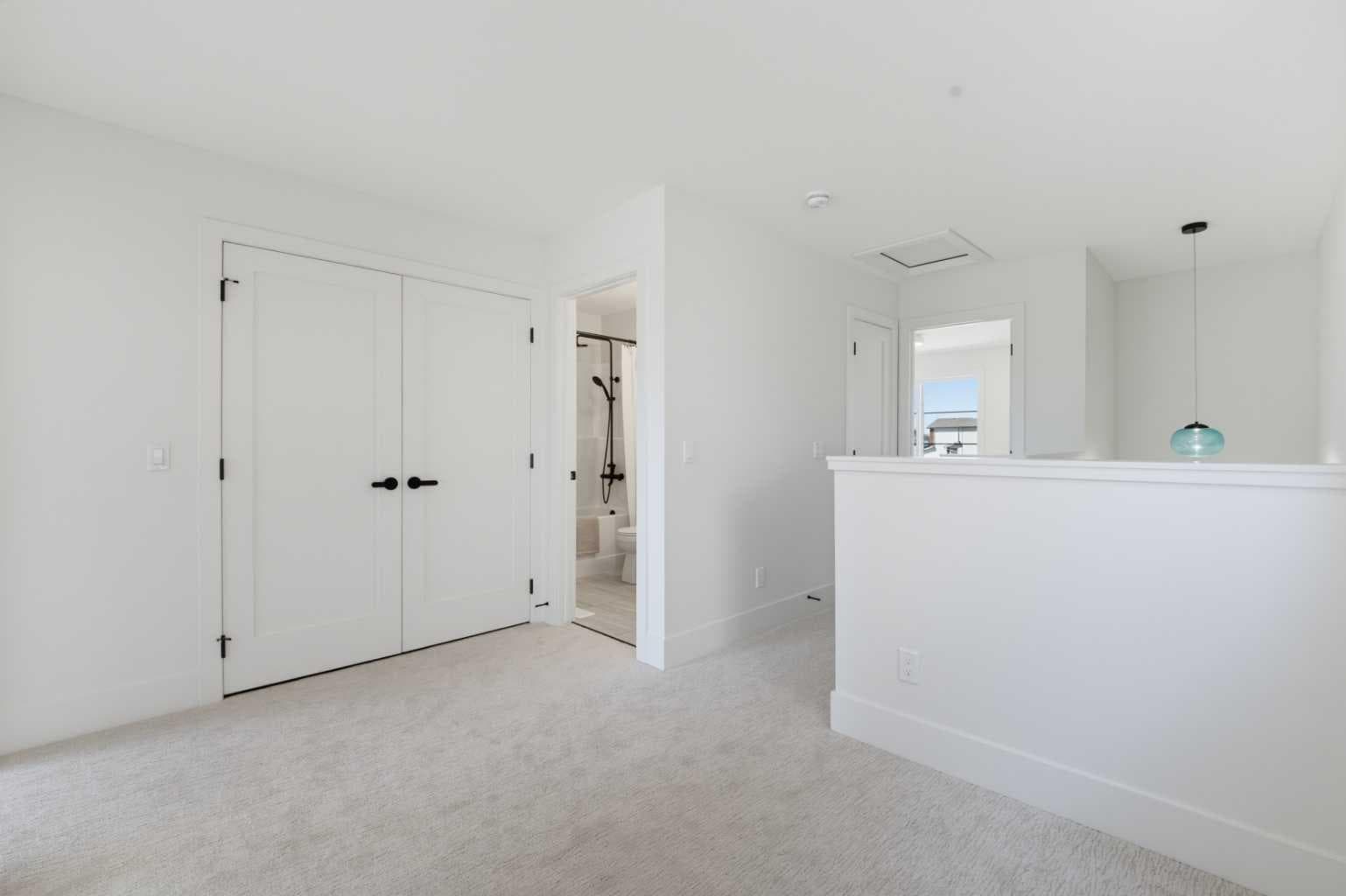 425 Clydesdale Avenue 