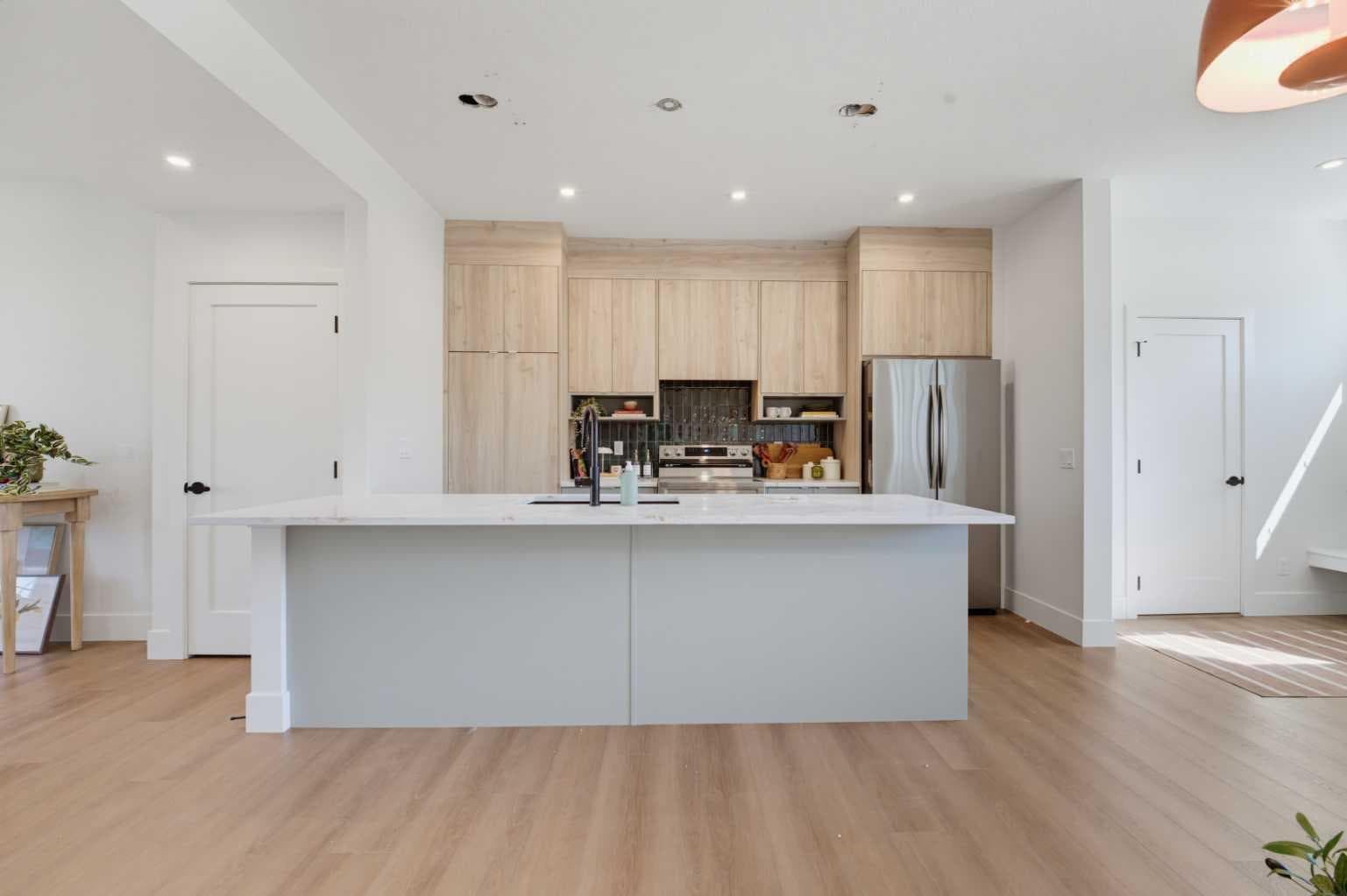 425 Clydesdale Avenue 