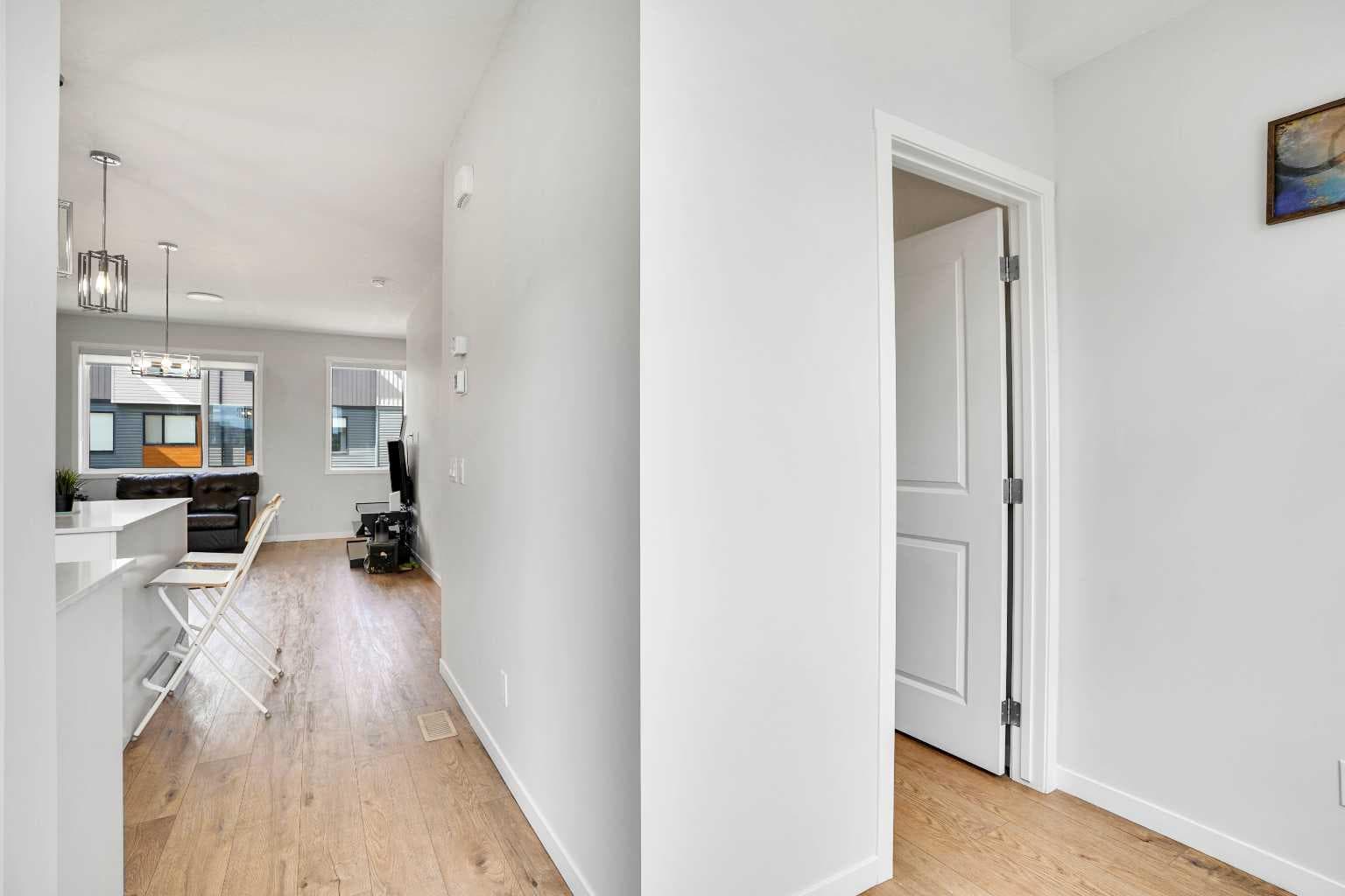 104 Corner Glen Circle NE