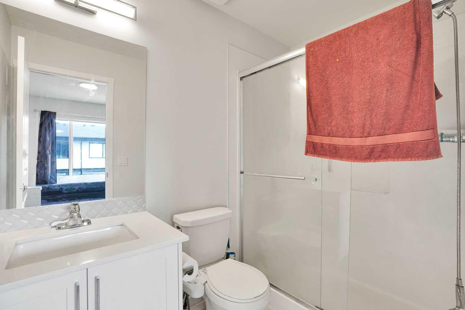 104 Corner Glen Circle NE