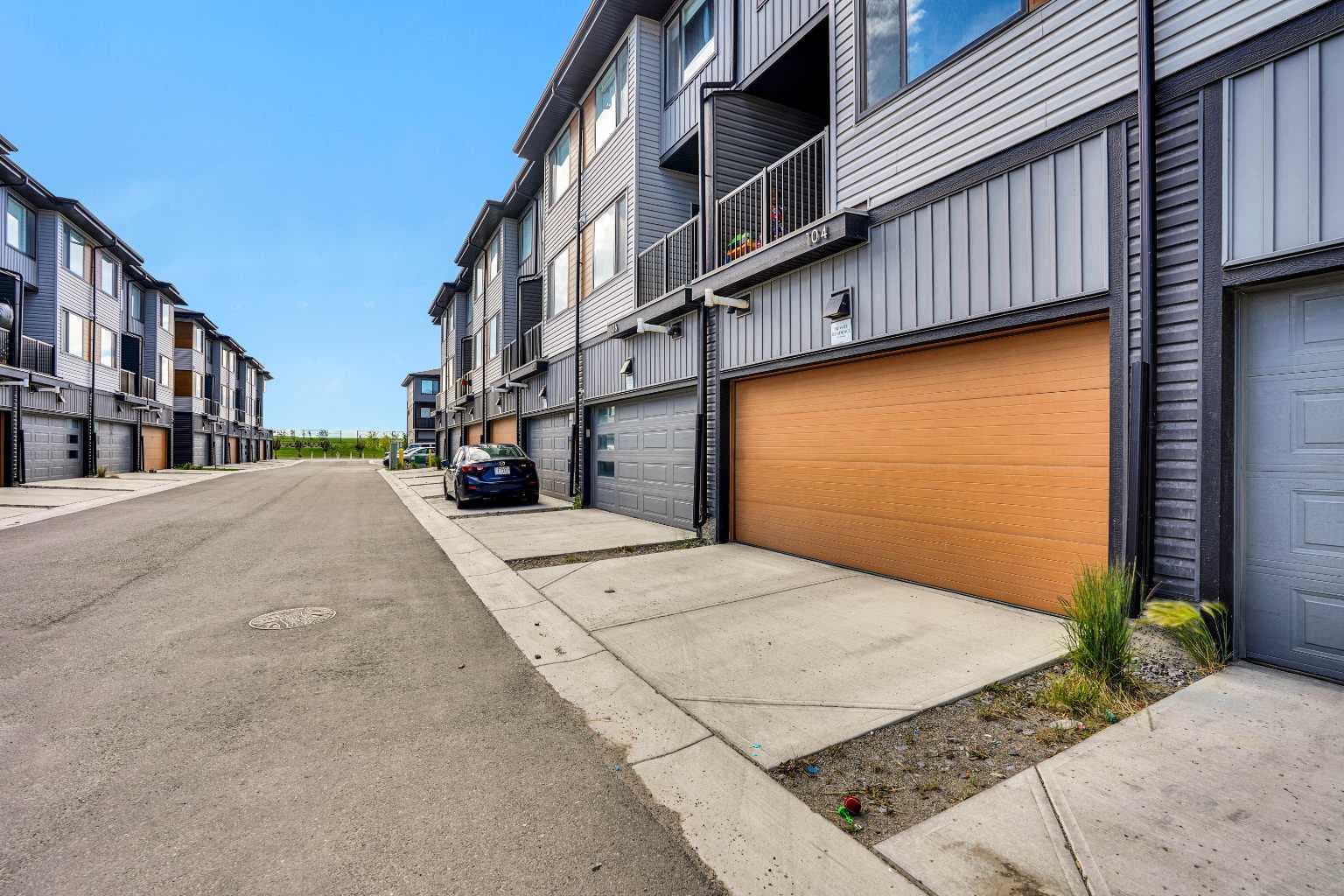 104 Corner Glen Circle NE