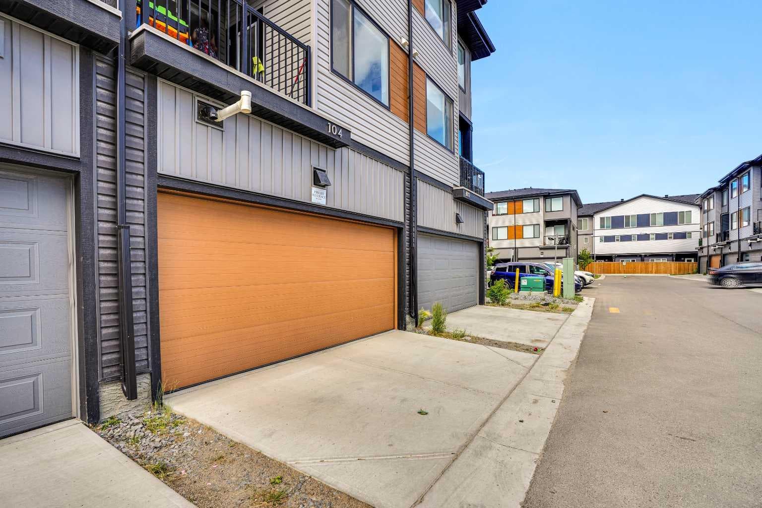 104 Corner Glen Circle NE