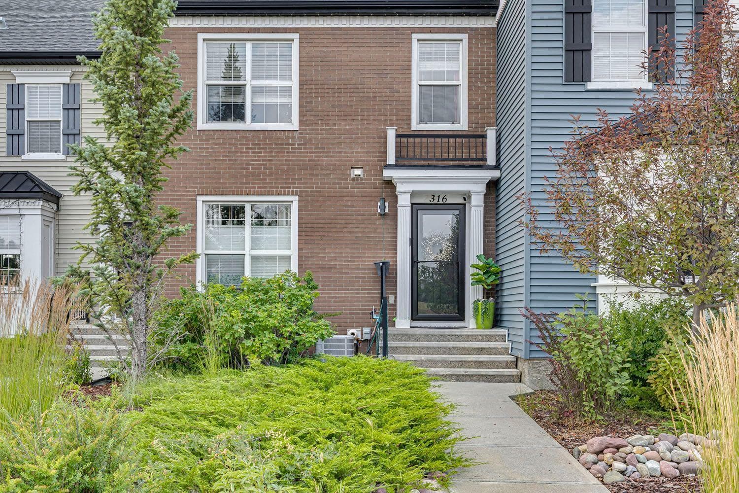 316 Chaparral Valley Square SE