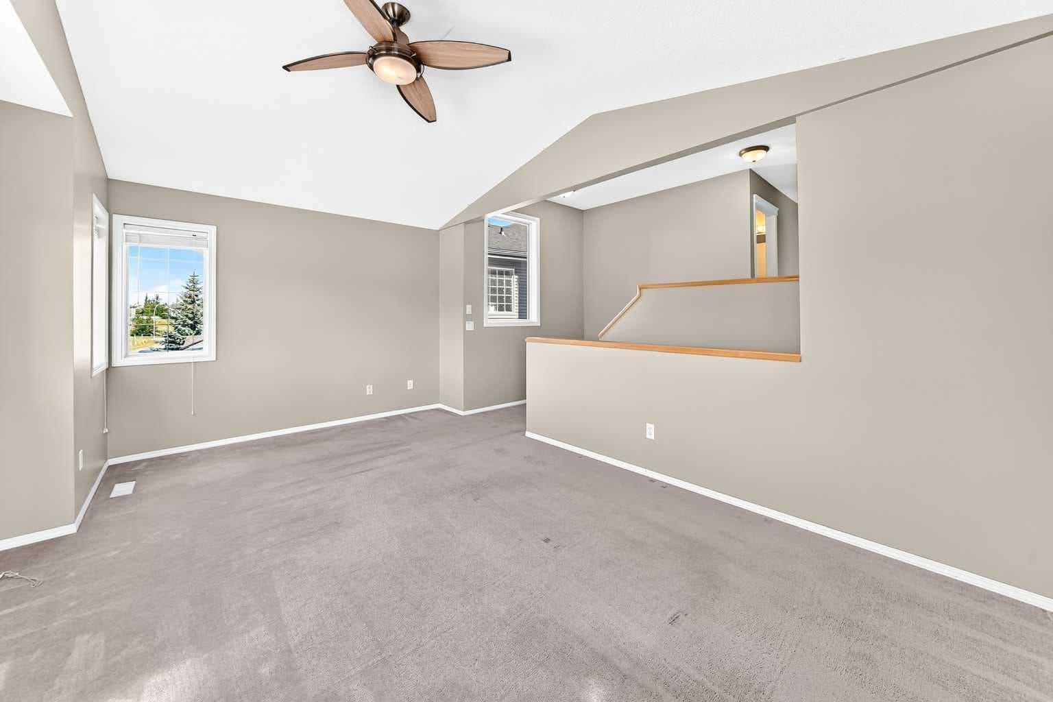 16 Royal Birch Rise NW