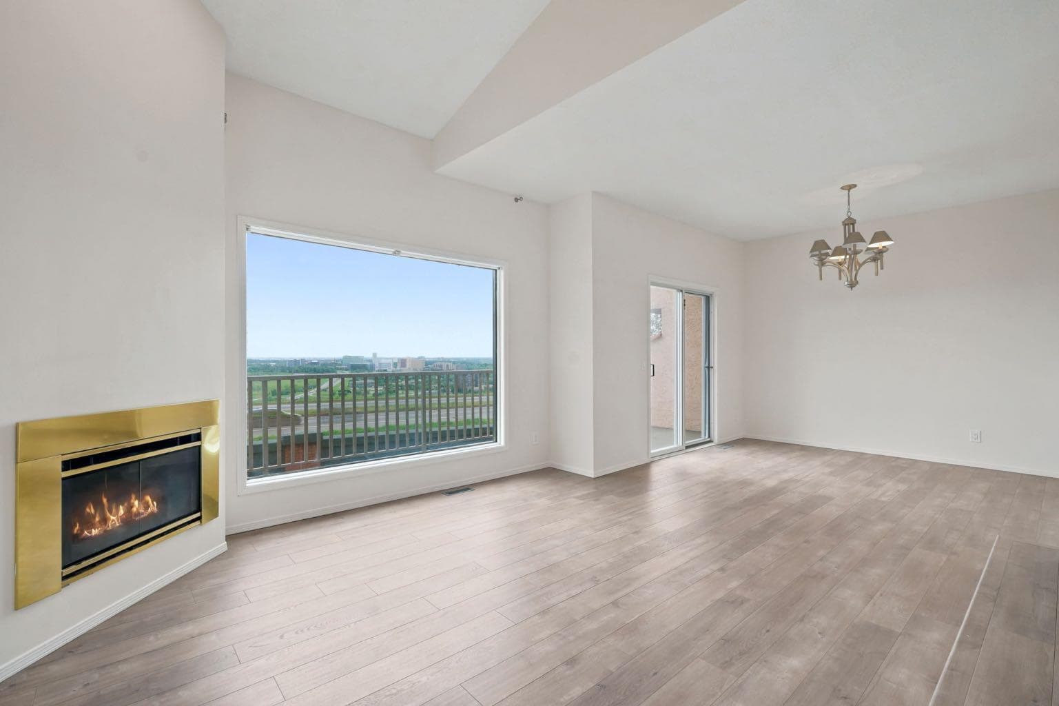 84, 5810 Patina Drive SW