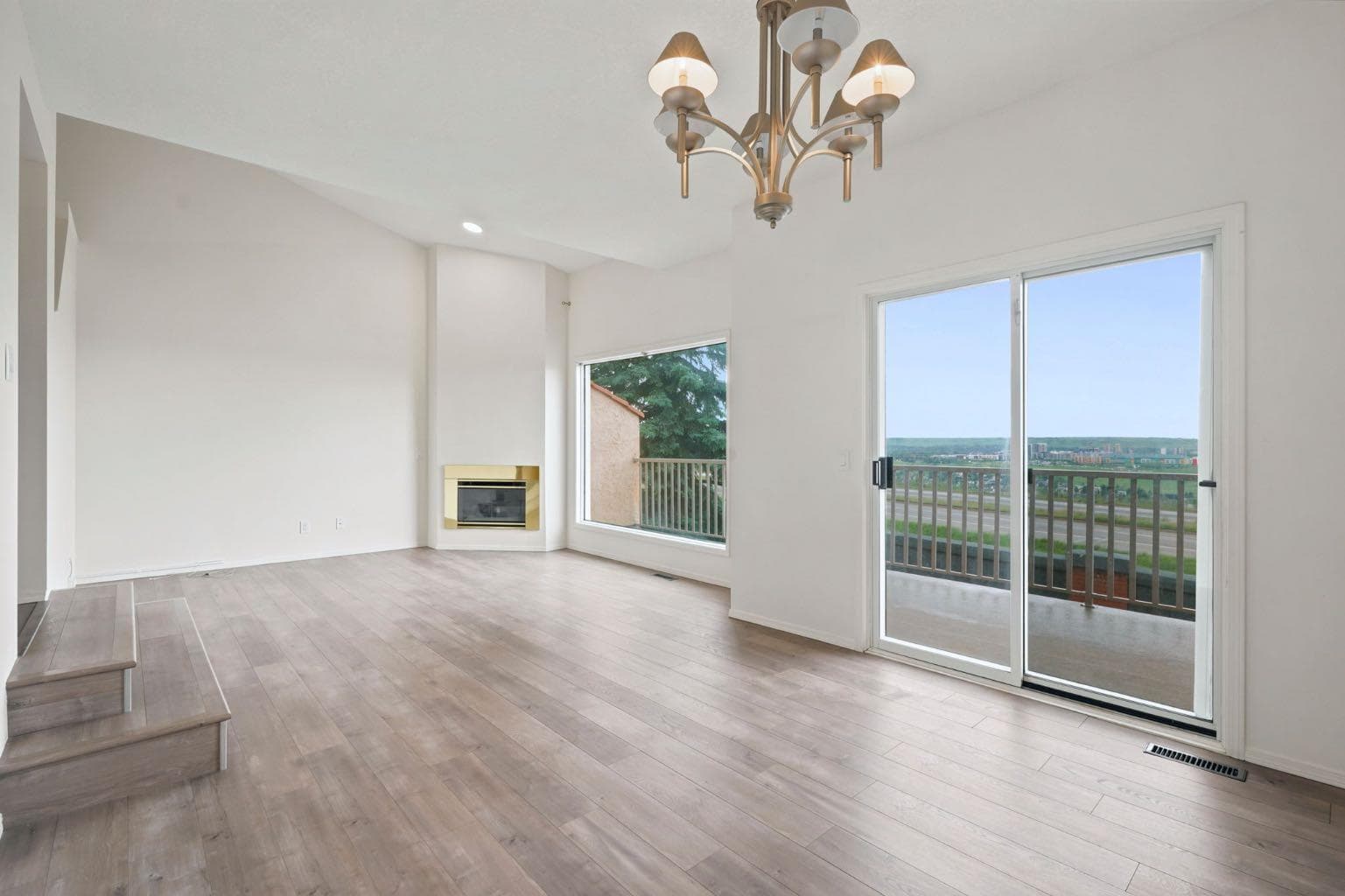 84, 5810 Patina Drive SW
