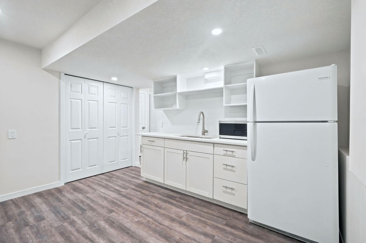 84, 5810 Patina Drive SW