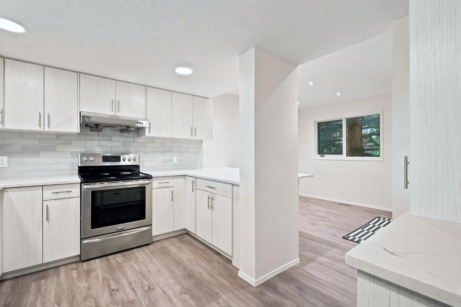 84, 5810 Patina Drive SW