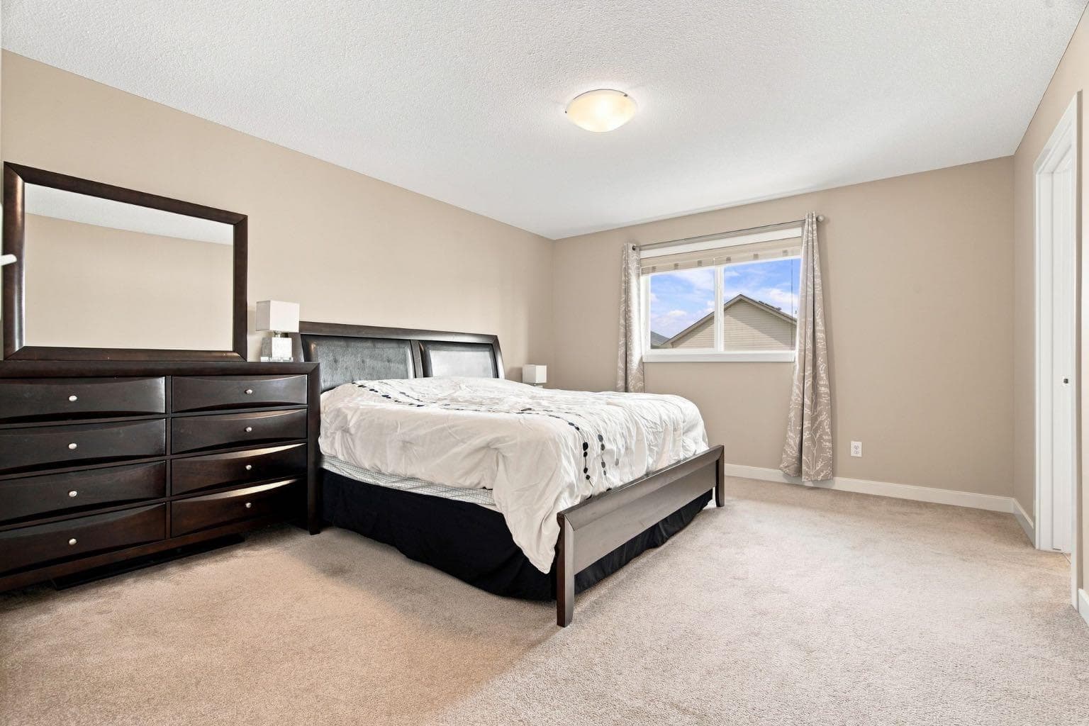 58 Everwoods Park SW