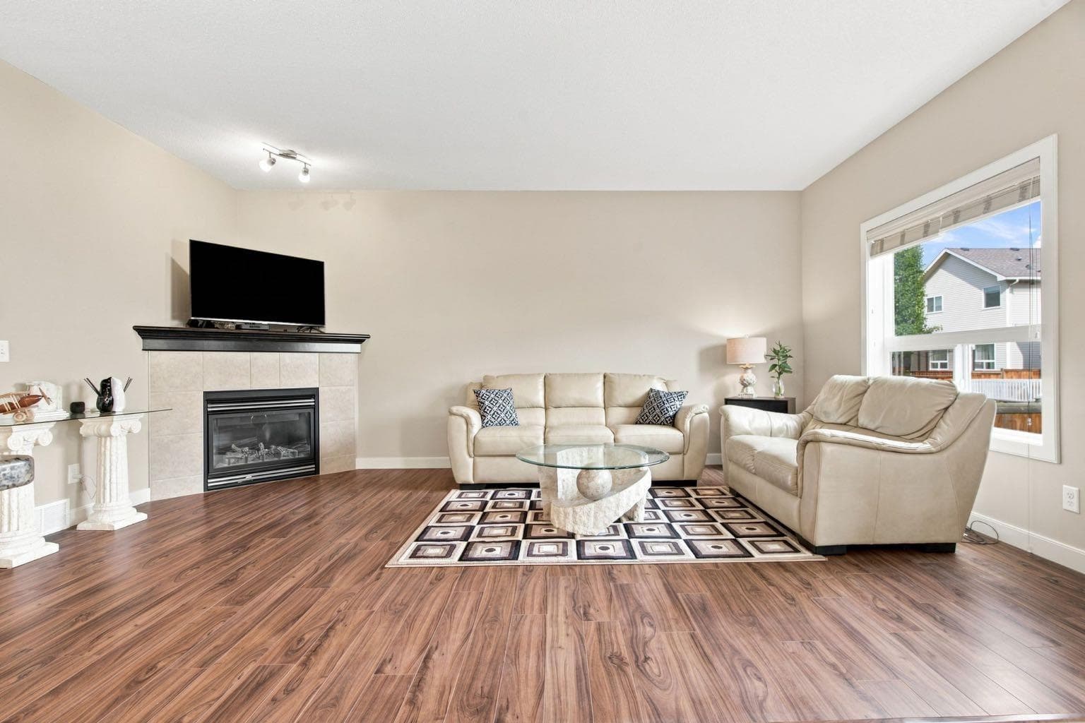 58 Everwoods Park SW