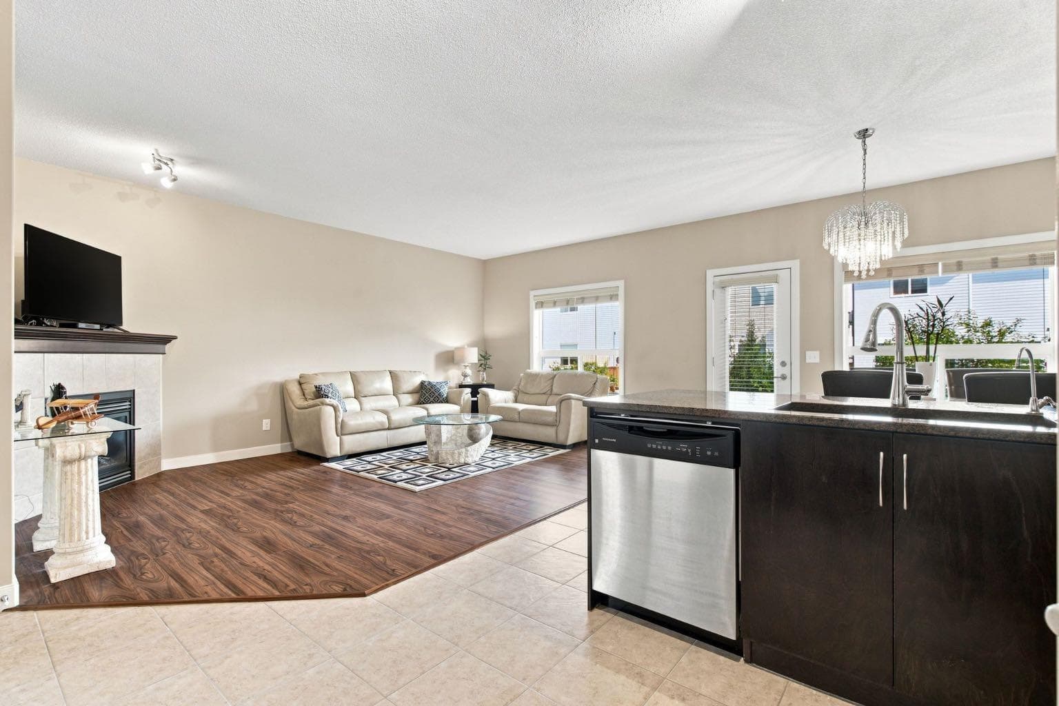 58 Everwoods Park SW