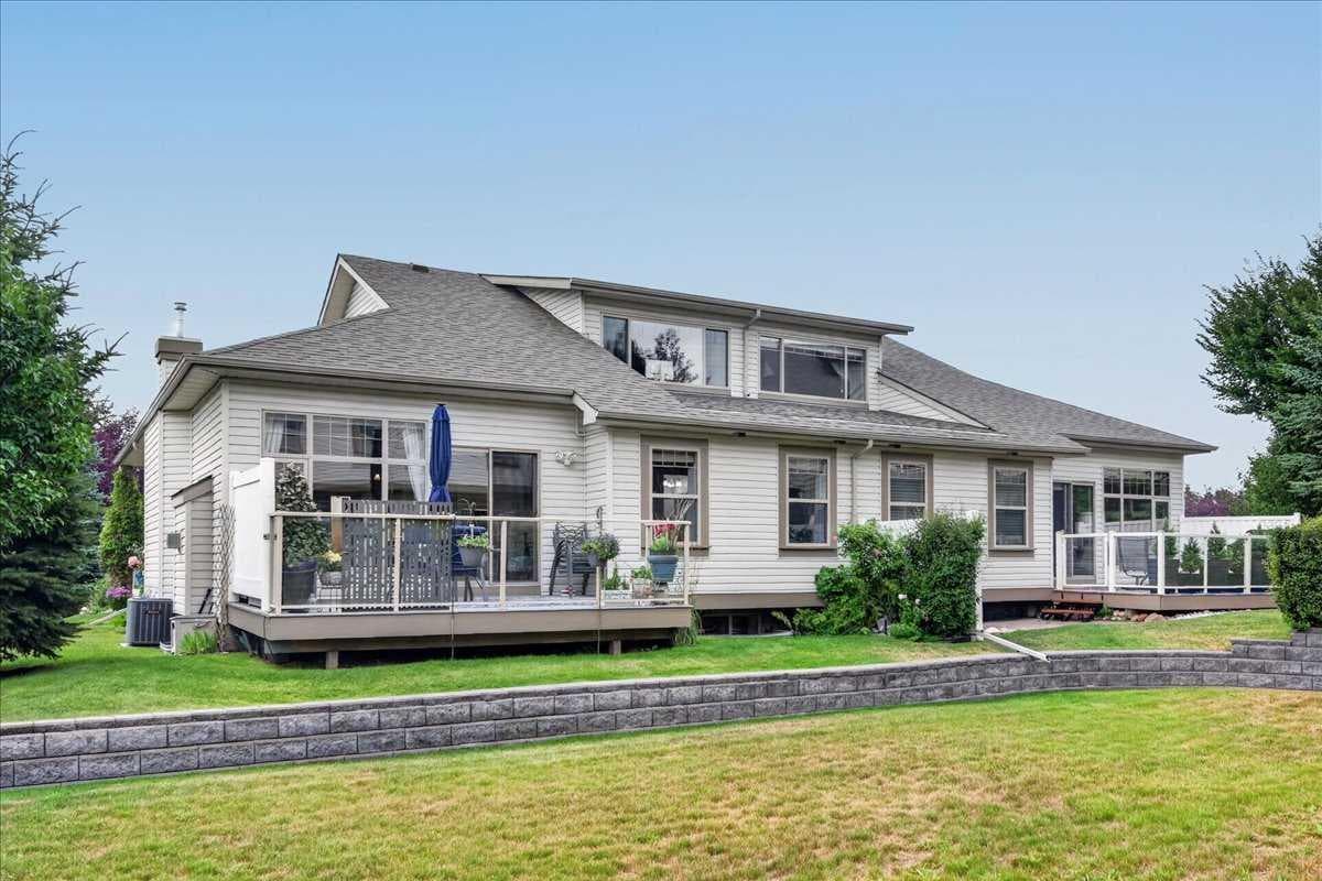 248 Springbank Villas SW