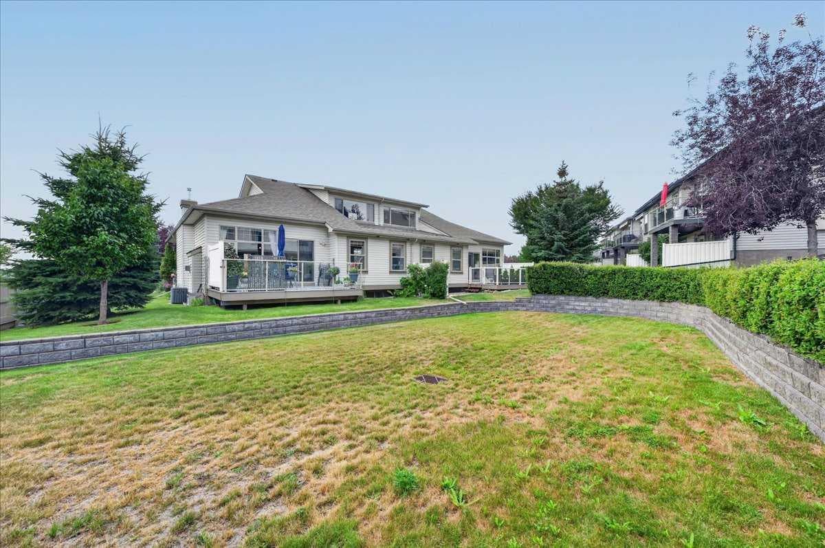 248 Springbank Villas SW