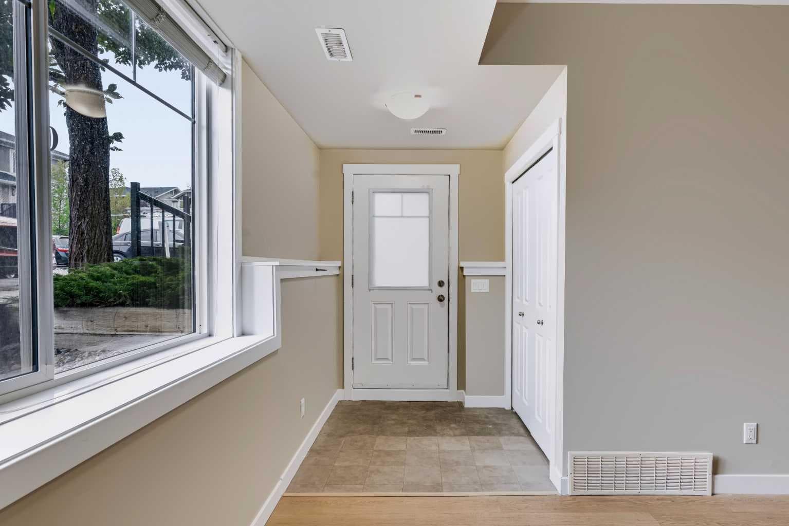 210, 300 Marina Drive 