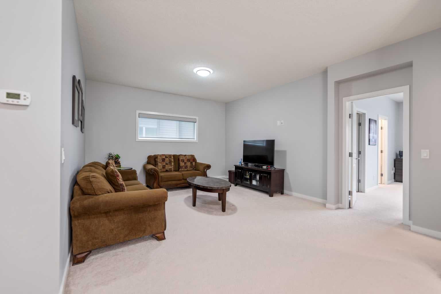 188 Savanna Grove NE