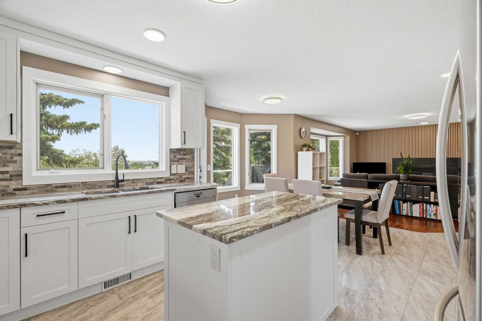 12078 Diamond View SE