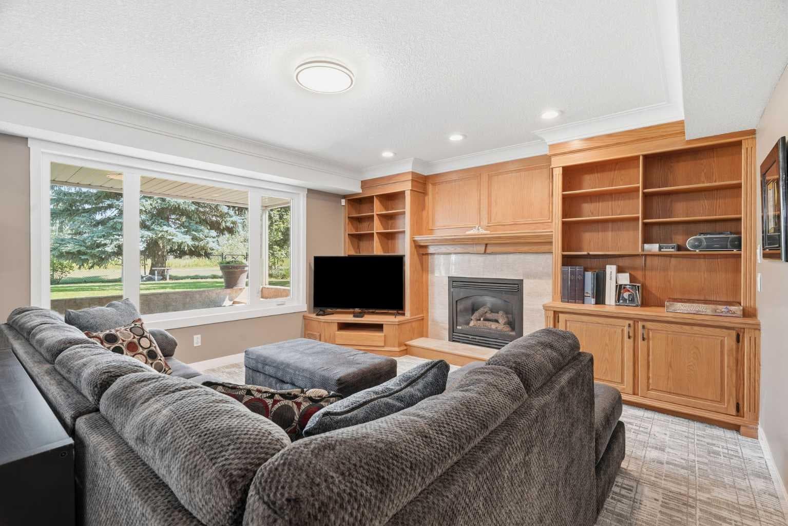 12078 Diamond View SE