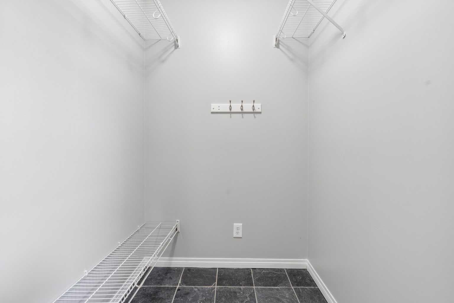 230 Mt Lorette Place SE