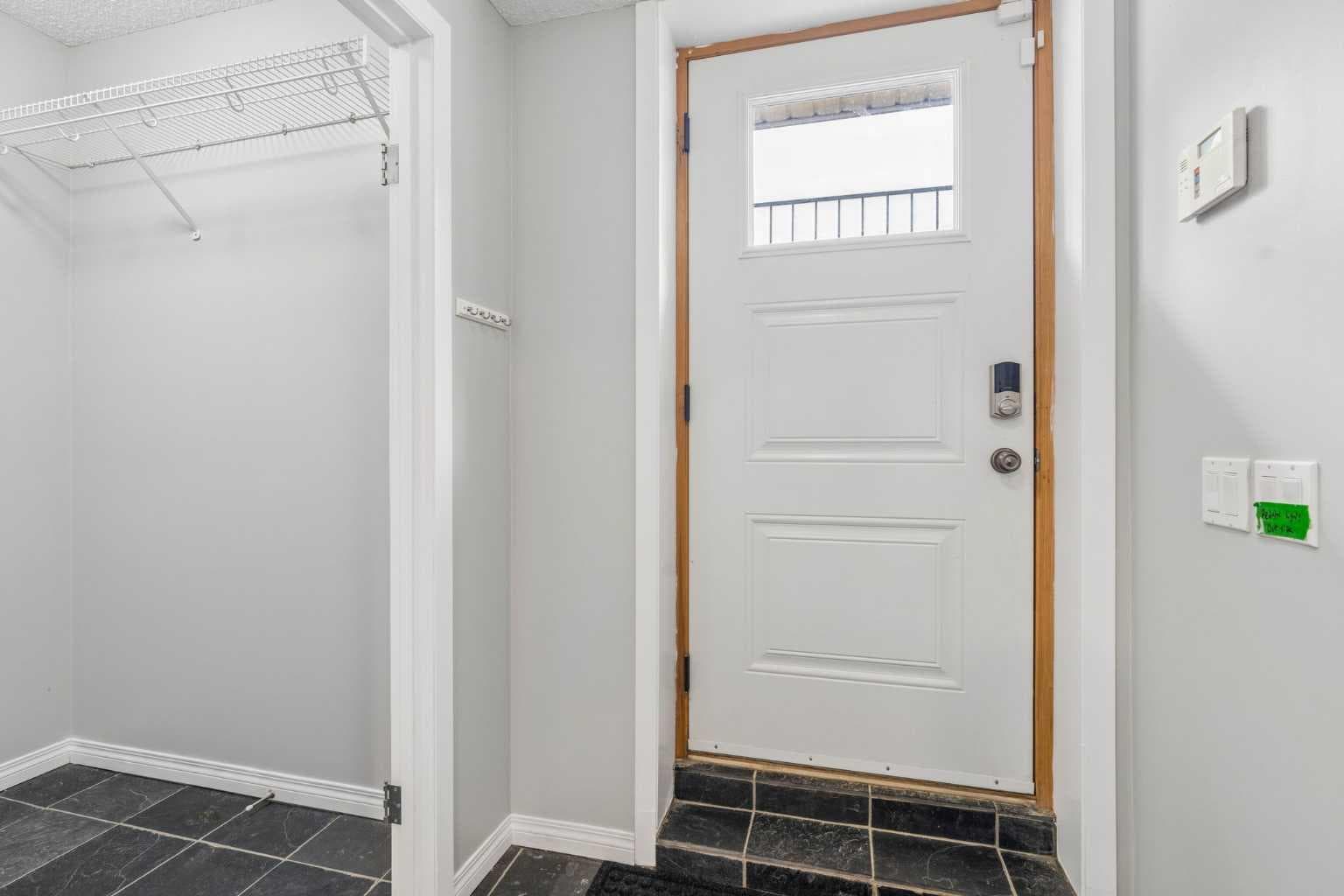 230 Mt Lorette Place SE