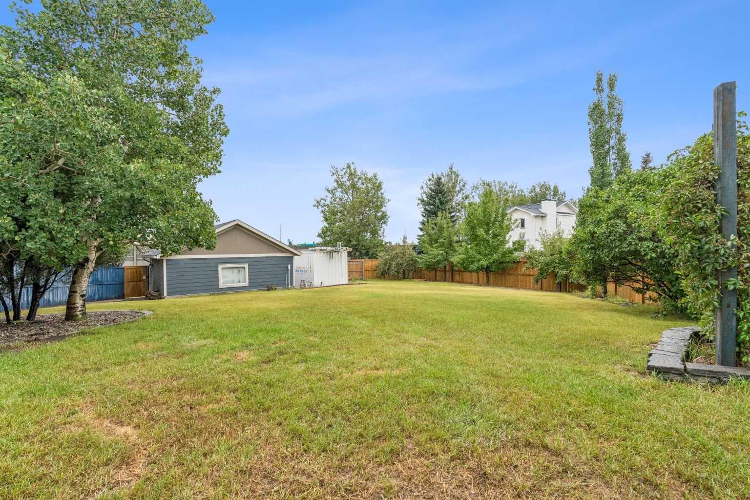 230 Mt Lorette Place SE