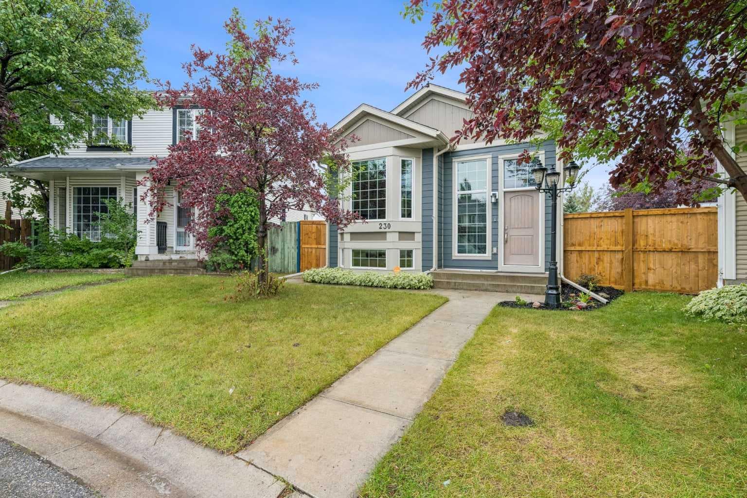230 Mt Lorette Place SE