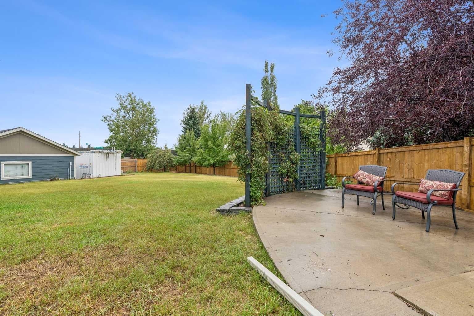 230 Mt Lorette Place SE